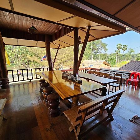 บ้านเรือนไทยมะลิเมืองเก่า Sukhothai Luaran gambar