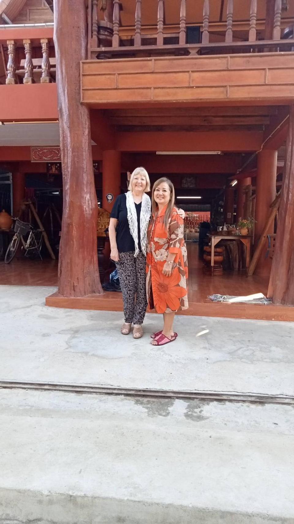 บ้านเรือนไทยมะลิเมืองเก่า Sukhothai Luaran gambar